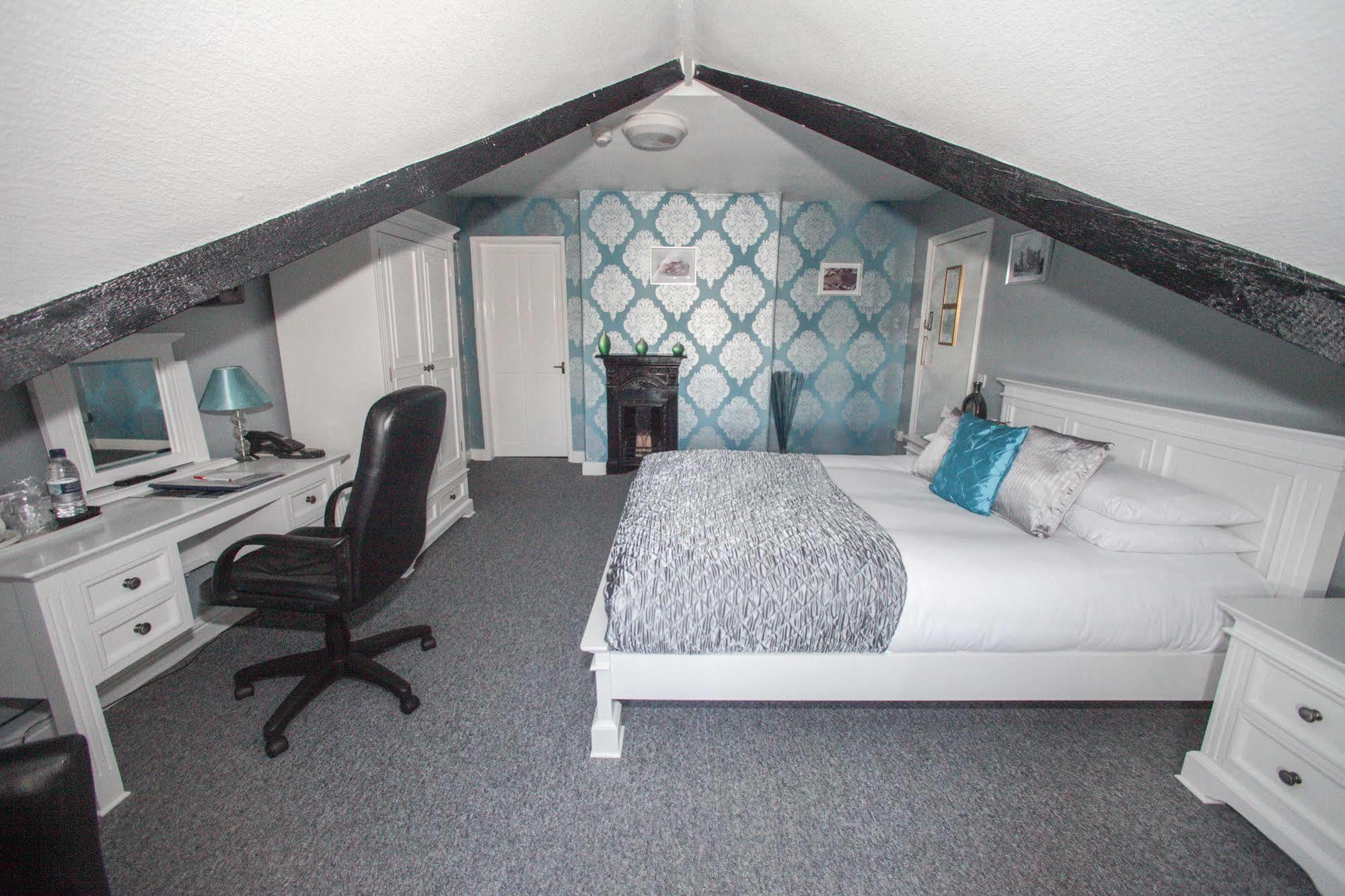 Tower House Executive Guest House Pontefract Extérieur photo