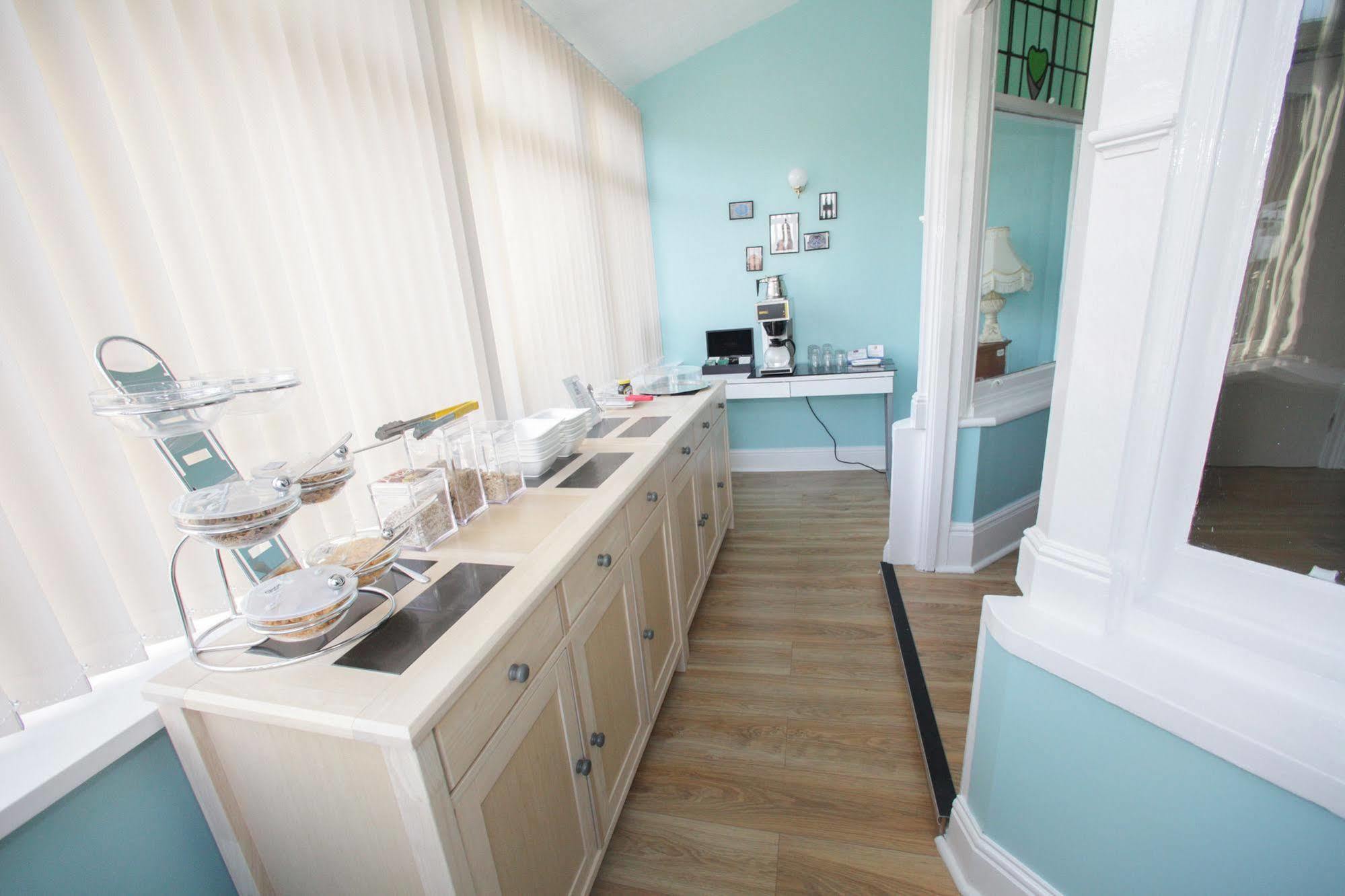 Tower House Executive Guest House Pontefract Extérieur photo